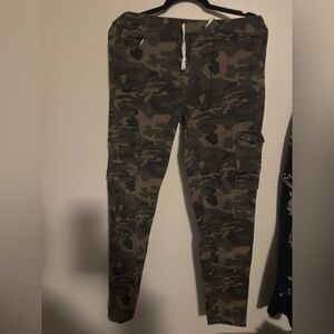 American Bazi Camouflage Joggers